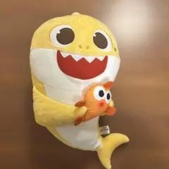 本日発送❗️即購入OK❗️ベイビーシャーク ぬいぐるみ大きい