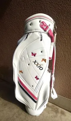 Item thumbnail for item 94352e11-ab4a-41be-aad6-500da4028822