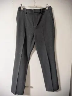 未使用ユニクロ　ヒートテックスマートスリムストレートパンツ　ダークグレー70cm