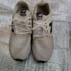 New Balance ランニングシューズ ホワイト/ブラック