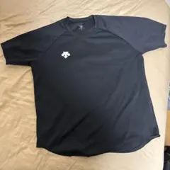DESCENTE 黒 ドライTシャツ