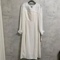 新品Arobeパールクリスタルペタルドレス セレモニー - メルカリ