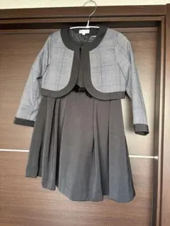 キャサリンコテージ　入園式入学式フォーマル　黒ワンピ＋チェックボレロ　110