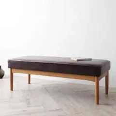 シンプルに飾る モダンデザインリビングダイニング ベンチ