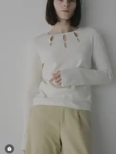 MONOF】KEY NECK CUT TOPS - メルカリ
