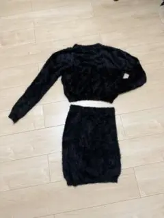 【限定値下げ中】ファー風黒セットアップ（長袖）