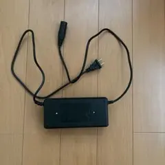 お値下げ○ひねちゃバッテリー本体と充電器 お値下げ○ひねちゃバッテリー本体と充電器