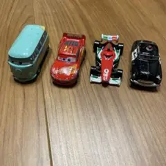 トミカ カーズ　ミニカーセット　4台