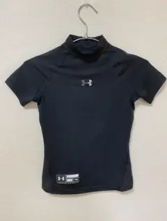 UNDER ARMOUR アンダーシャツ ブラック YMD ヒートギア　140