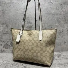 極美品✨️A4可 コーチ トートバッグ PVC レザー シグネチャー ベージュ