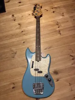 フェンダーメキシコ　jmjマスタングベース Fender JMJ Road Worn Mustang Bass Black (メキシコ製)[2021年