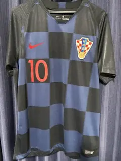 【正規品】モドリッチ 19/20 レアル ユニフォーム 楽天市場】19/20 レアル・マドリード アウェイ(ネイビー) ＃10