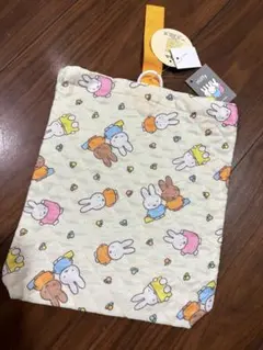 新品未使用 ミッフィー シューズ袋　約28cm x 約24cm