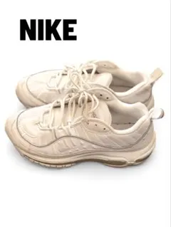 NIKE ホワイト スニーカー　24cm