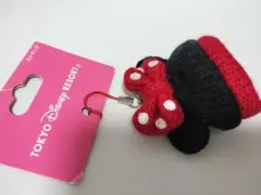 新品⬛ 東京ディズニーリゾート ミニーマウス ニット帽子 ストラップ