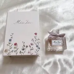 【新品】ミスディオールオードゥパルファン5ml