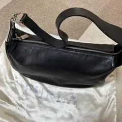 FURLA ブラックショルダーバッグ