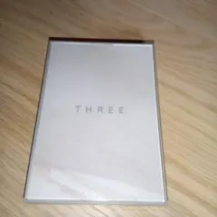 THREE ディスコーダントダンス フェイスパウダーのサムネイル