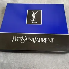 Yves Saint Laurent ソックス3本セット
