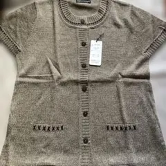 お値下げ　新品　ベージュ系　ボタン付きニットベスト M-L
