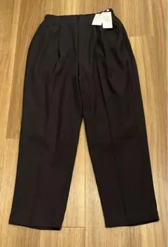 タック ワイドパンツ