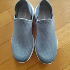 試着のみ　軽量　スリッポンシューズ　24cm