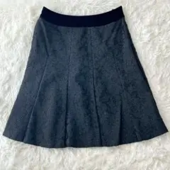 良品✨ランバンコレクション フレアスカート 黒 L 40 総柄 ラメ レディースのサムネイル