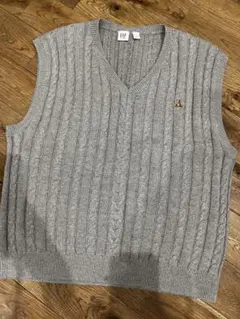 美品　GAP KIDS グレー ケーブルニット ベスト XL