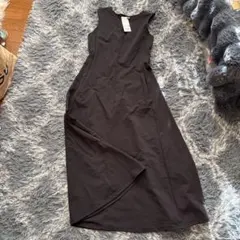 ユニクロ　ウルトラストレッチワンピース　サイズS ブラック　タグ付き未使用