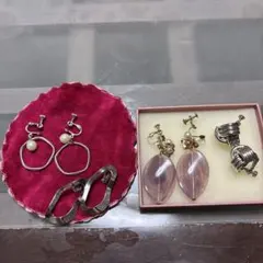 Item thumbnail for item a76bad7b-72f5-4131-9f5e-0cade3cb66a6