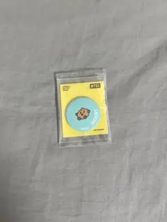 BT21 SHOOKY 缶バッジ