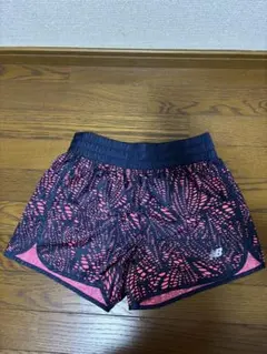 New Balance ランニングショーツ Mサイズ　新品未使用タグつき