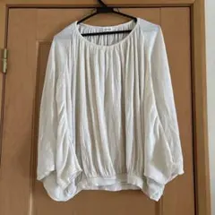 ギャザー Tシャツ