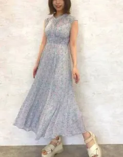 ココディール　レトロフラワープリントフレンチスリーブワンピース