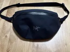 【最終値下げ】ARC'TERYX アークテリクス　クロスボディーバッグ