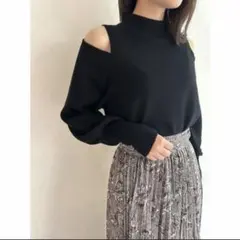 snidel コールドショルダーニットプルオーバー