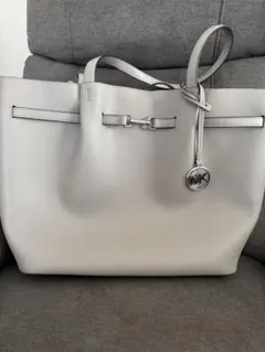 MICHAEL KORS トートバッグのサムネイル