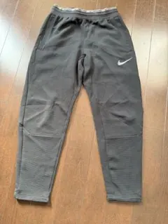 Nike ジョガーパンツ ブラック　Mサイズ