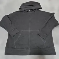 GU 黒 ジップアップパーカー