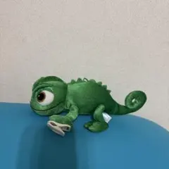 パスカル　肩のせ　ディズニー