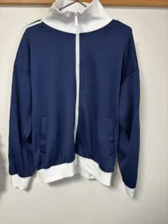 ジーナシス　トラックジャケット