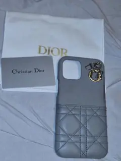 Christian Dior iPhoneケース オリーブグリーン - メルカリ