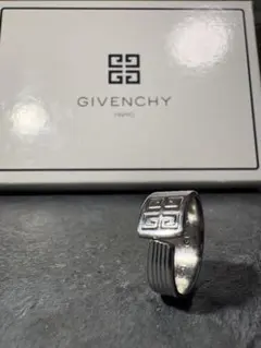 Givenchyリング27号前後