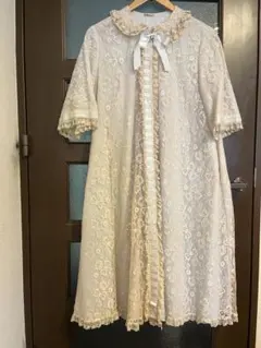 ヴィンテージ　レースガウン