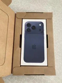 iPhone 17 Pro Max 2TB ディープブルーSIMフリー - メルカリ