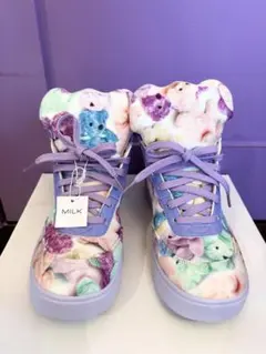 MILK LOVEBEAR　スニーカーのサムネイル