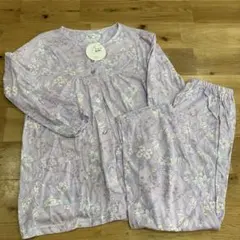長袖花柄レディースパジャマ薄手新品未使用タグ付きMサイズ春夏秋やわらか天竺綿混