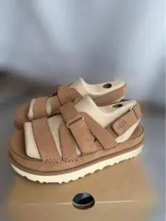 UGG Goldenstar Gleam 22cm CHEのサムネイル
