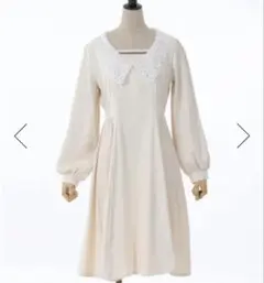 axes femme ひざ丈ワンピース