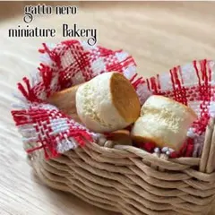 Item thumbnail for item 1d80d0da-6d2b-48d4-9d51-e3ddc652009f